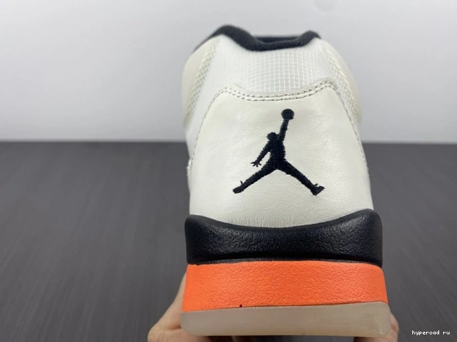 DC1060-100 Jordan Orange Retro 5 Total 0823